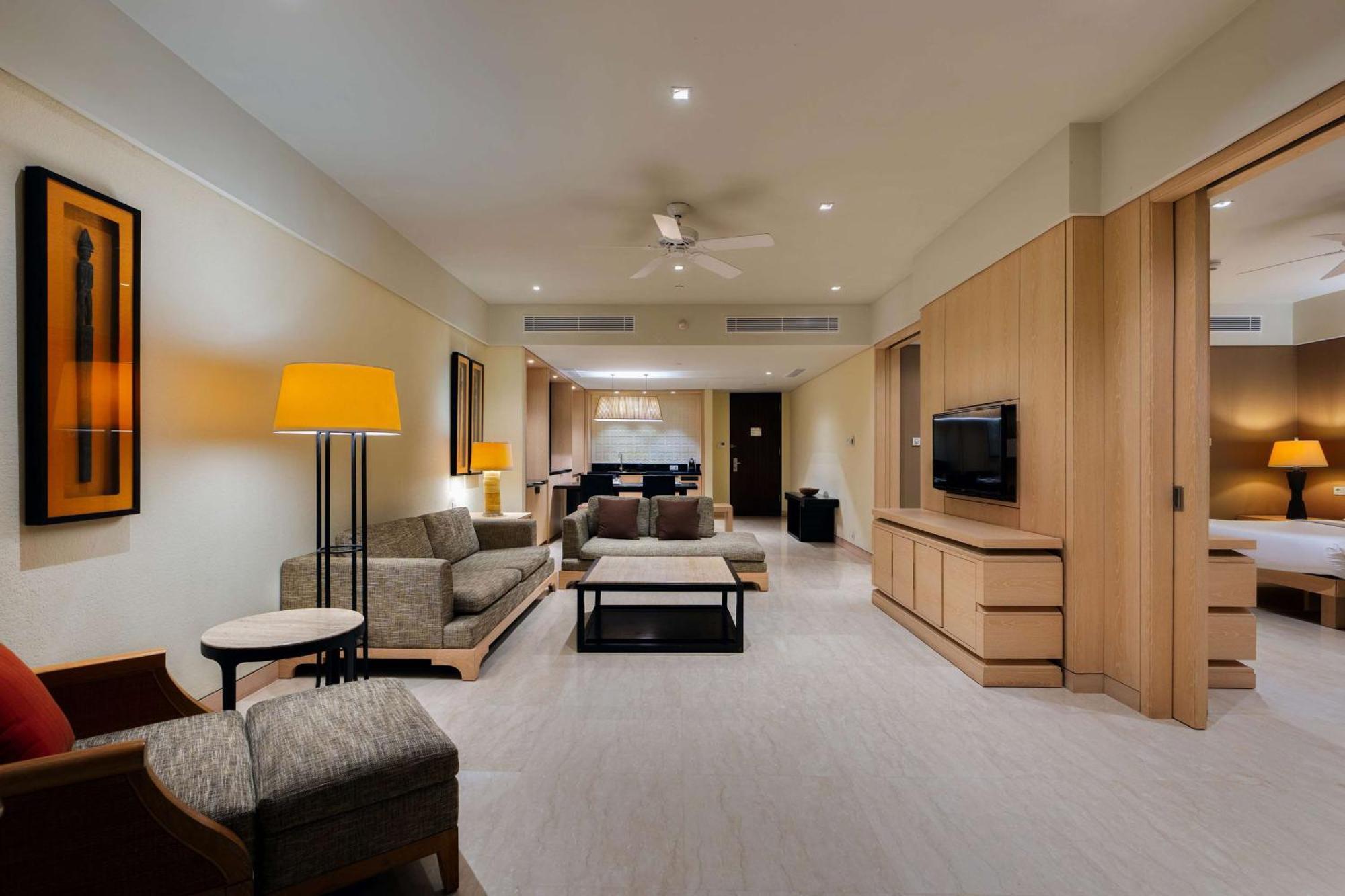 Hotel Conrad Bali Nusa Dua  Esterno foto Suite at The Park, Hyderabad