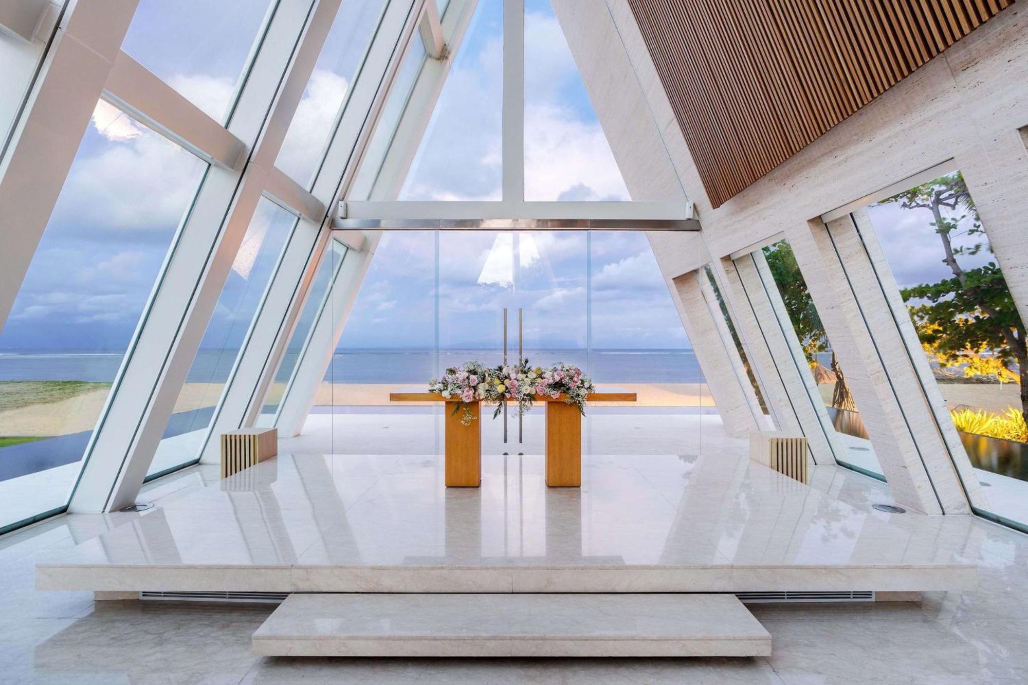 Hotel Conrad Bali Nusa Dua  Esterno foto Interior of the chapel